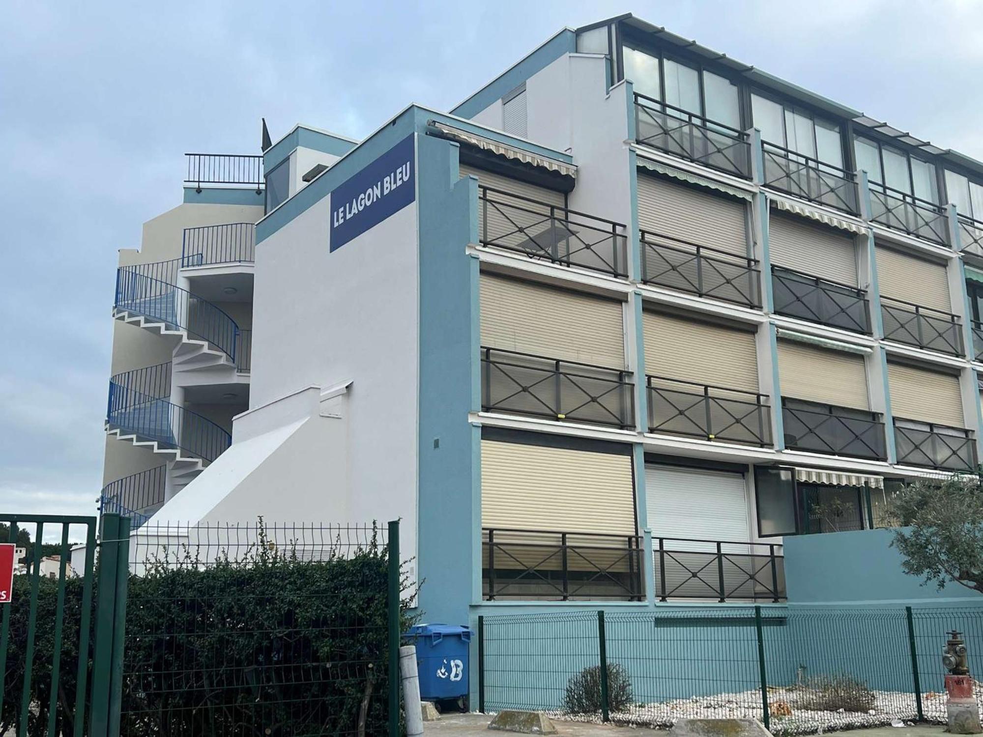 Studio Climatise Double Cabine Avec Piscine Et Parking A 650M De La Plage - Fr-1-307-140 Le Grau-du-Roi Exterior photo